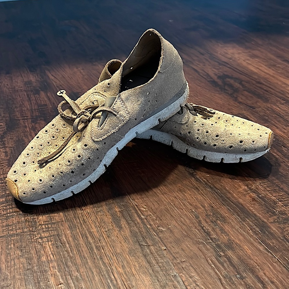 OTBT Lunar Leather Lightweight Sneaker
